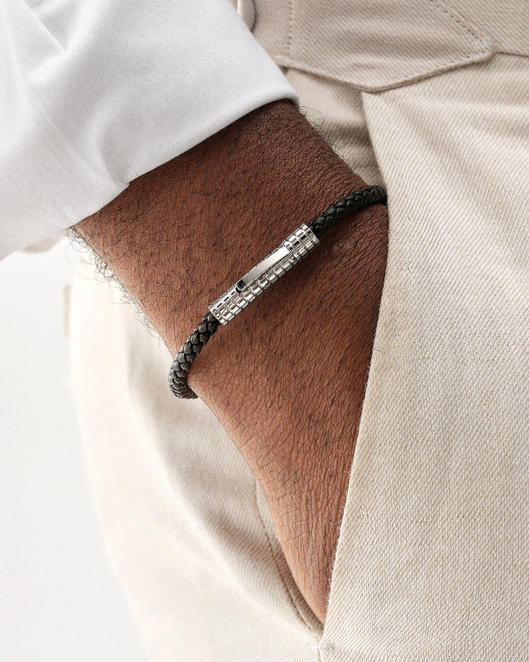 A Leather Bracelet in polished Silver plated-316L stainless steel from Waldor & Co. The model is Grid Leather Bracelet Polished.